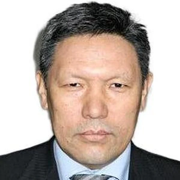 Минбаев Шароф Ташимбекович — Хирург, Проктолог (колопроктолог), Москва