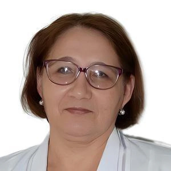 Семенова Любовь Николаевна — Врач общей практики (семейный врач), п. Вурнары