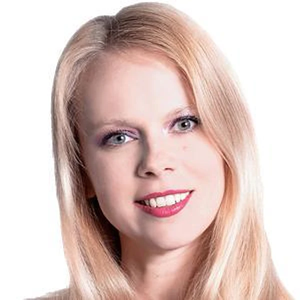 Зюзина Наталья Владимировна — Стоматолог, Стоматолог-эндодонтист, Санкт-Петербург