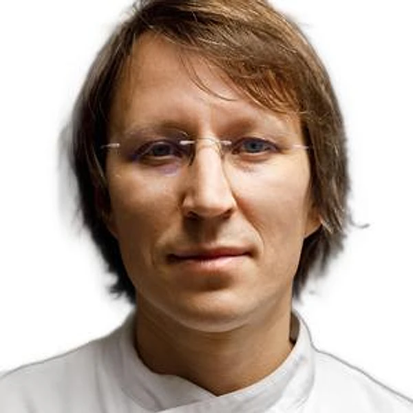 Жданюк Игорь Владимирович — Стоматолог-ортопед, Санкт-Петербург