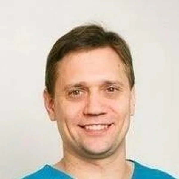Гульчук Сергей Владимирович — Стоматолог, Стоматолог-гигиенист, Стоматолог-ортопед, Санкт-Петербург
