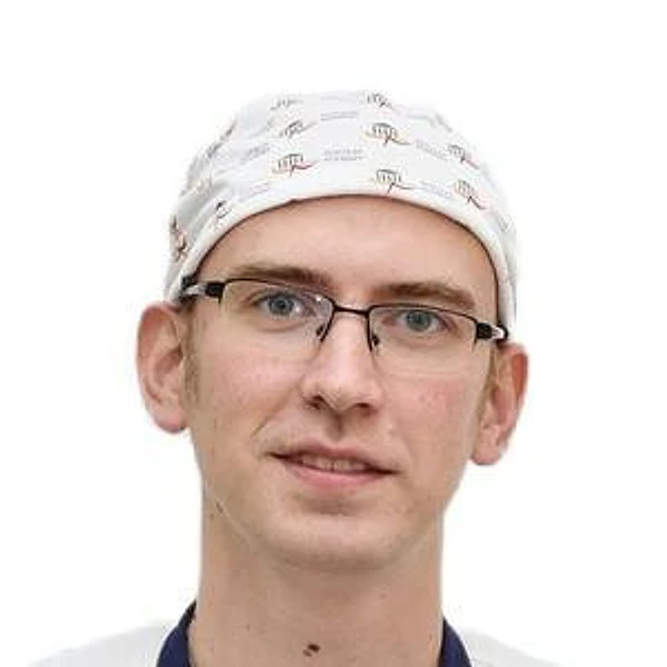 Совершаев Никита Игоревич — Нейрохирург, Сыктывкар
