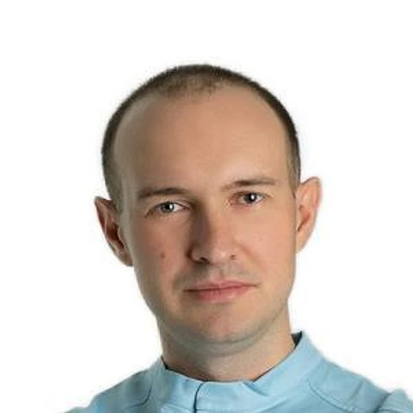 Крючков Артём Константинович — Стоматолог-хирург, Красноярск