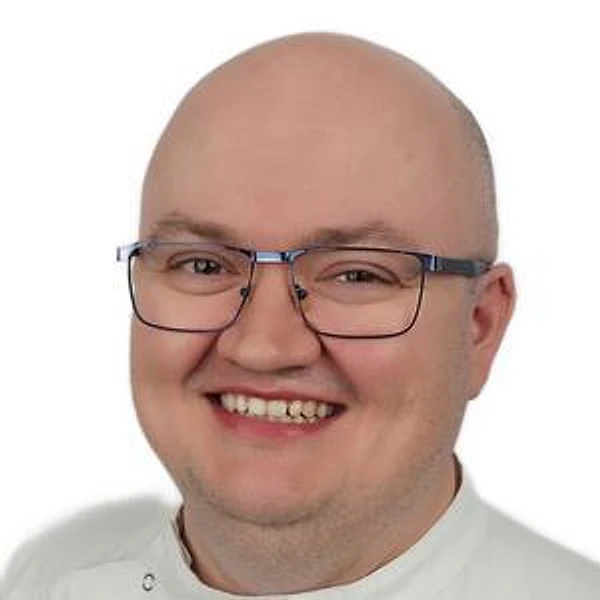 Гареев Петр Тимурович — Стоматолог-ортопед, Гнатолог, Стоматолог, Москва
