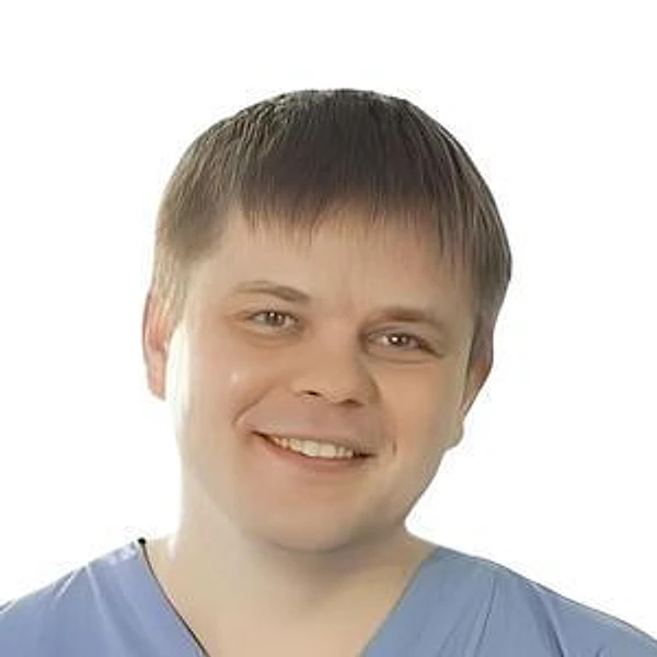 Зверев Илья Сергеевич — Анестезиолог-реаниматолог, Новосибирск