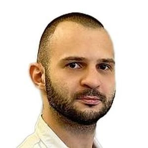 Драгун Роман Вадимович — Нейрохирург, Санкт-Петербург