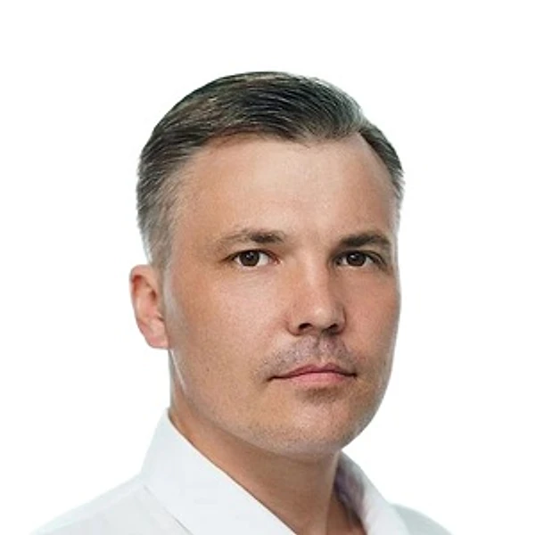 Кущ Владимир Владимирович — Стоматолог-хирург, Кемерово