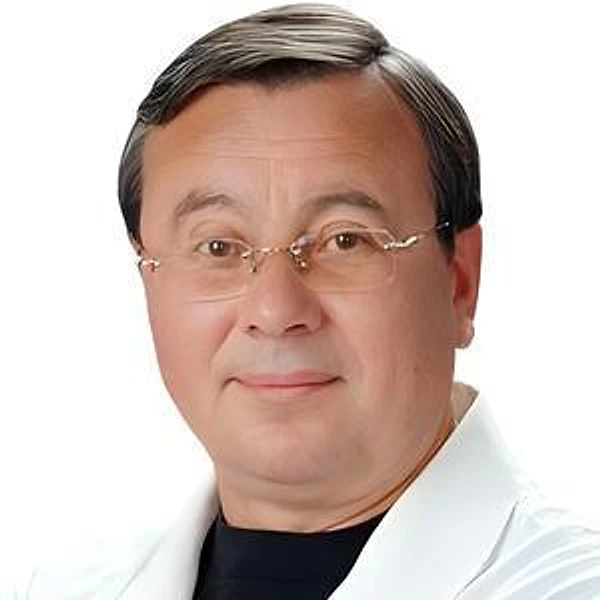 Корчак Владимир Васильевич — Пластический хирург, Москва