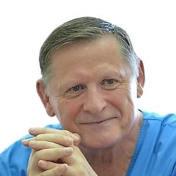Цеханович Валерий Николаевич — Сосудистый хирург (ангиохирург), Омск