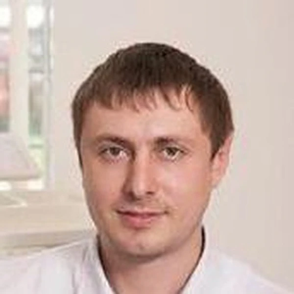 Марахин Максим Владимирович — Стоматолог-ортопед, Славянск-на-Кубани