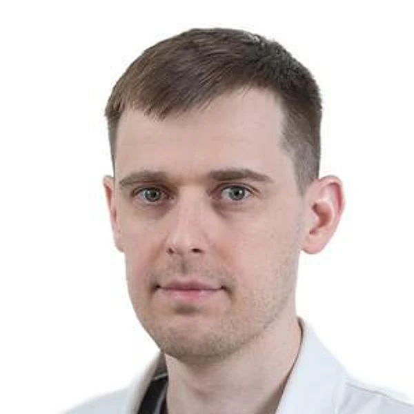 Богданович Игорь Олегович — Нейрохирург, Москва
