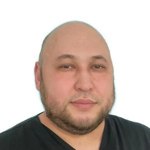 Айдаралиев Куаныш Меирханович — Хирург, Санкт-Петербург