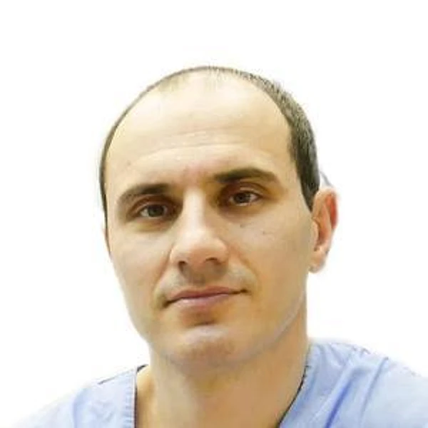Шабанов Эльдар Шабанович — Стоматолог-имплантолог, Челюстно-лицевой хирург, Санкт-Петербург
