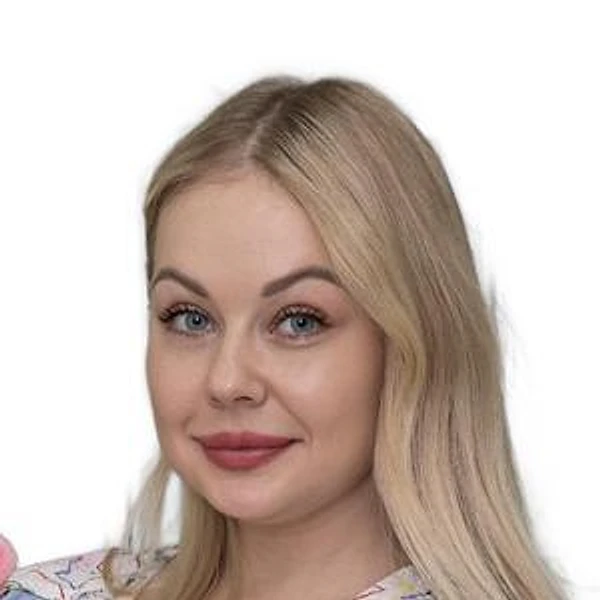 Комова Арина Викторовна — Стоматолог, Детский стоматолог, Владивосток