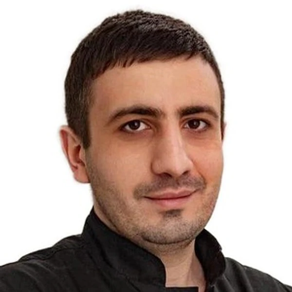 Аванесян Юрий Артурович — Стоматолог-ортопед, Гнатолог, Владимир