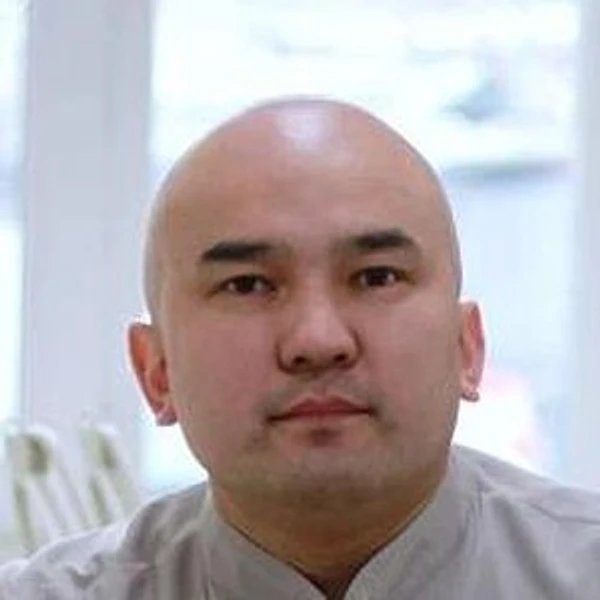 Заятуев Эрдэм Хубитуевич — Стоматолог, Стоматолог-хирург, Улан-Удэ