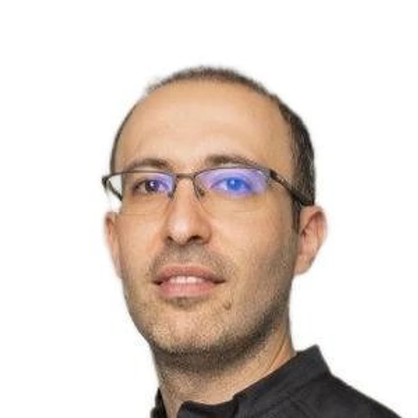 Бараков Ян Робертович — Стоматолог-имплантолог, Стоматолог-хирург, Самара