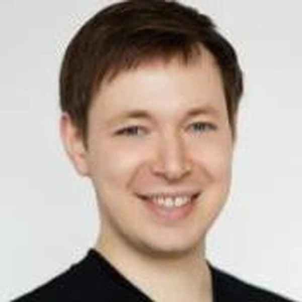Лавров Макар Андреевич — Стоматолог, Стоматолог-имплантолог, Стоматолог-ортопед, Стоматолог-хирург, Санкт-Петербург