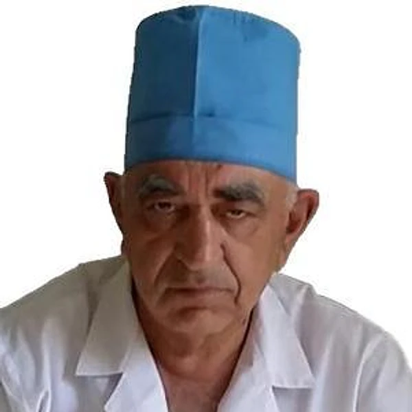 Магомедов Абдулхалим Зугаирович — Педиатр, Пульмонолог, Терапевт, Махачкала