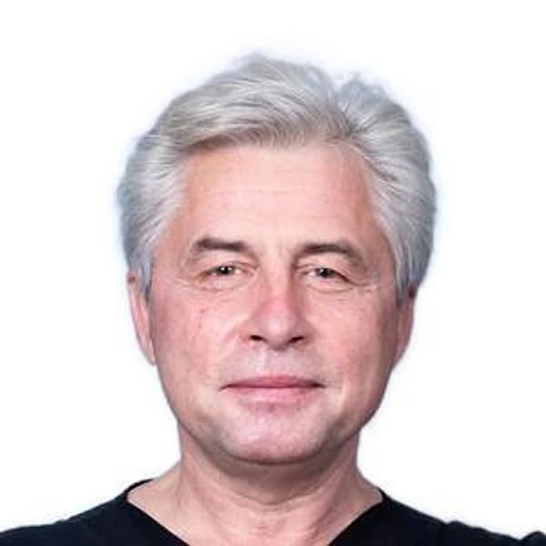 Черенков Евгений Владимирович — Проктолог (колопроктолог), Казань