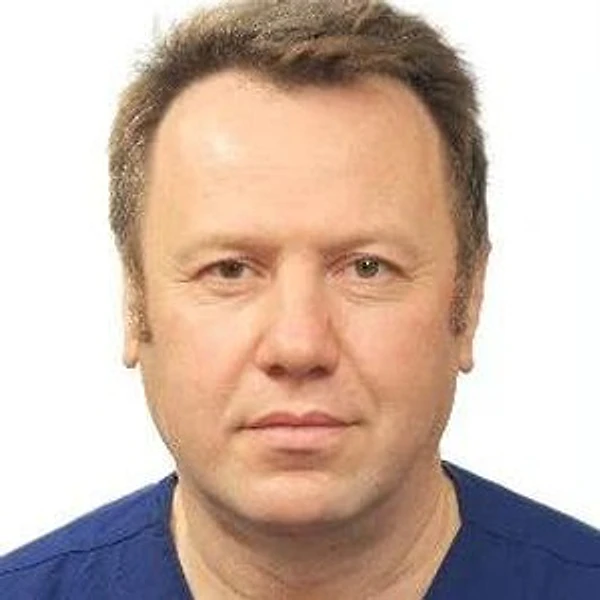 Кузнецов Роман Олегович — Травматолог, Ортопед, Москва