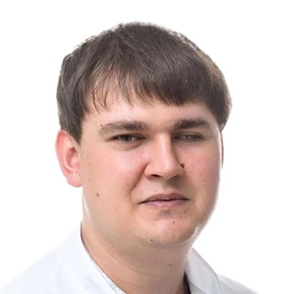 Саранюк Роман Владимирович — Дерматолог, Курск