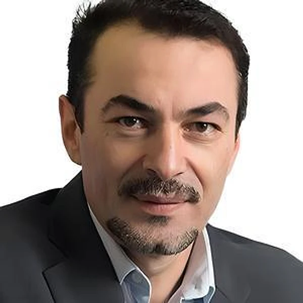 Небежев Заур Бабиевич — Стоматолог-имплантолог, Стоматолог-ортопед, Стоматолог-хирург, Москва
