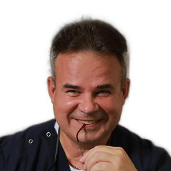 Рыбальченко Дмитрий Станиславович — Челюстно-лицевой хирург, Стоматолог-имплантолог, Стоматолог-хирург, Санкт-Петербург