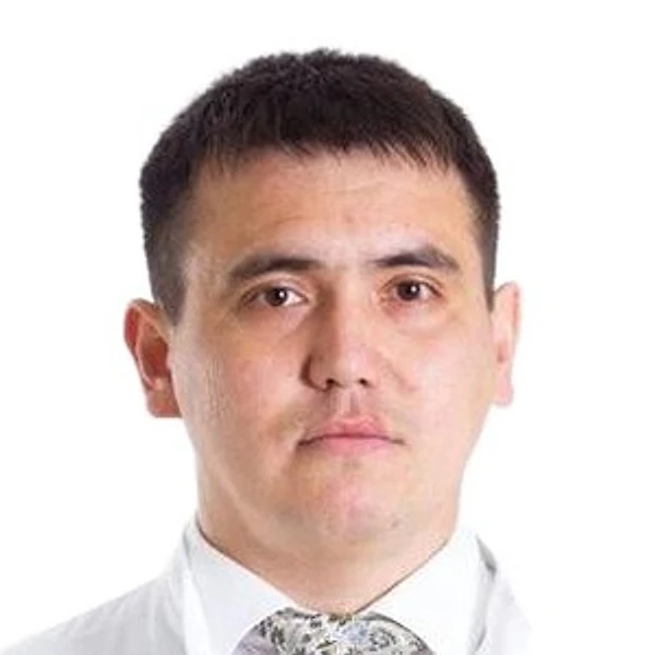 Амергалеев Есен Ситкалеевич — Кардиохирург, Челябинск