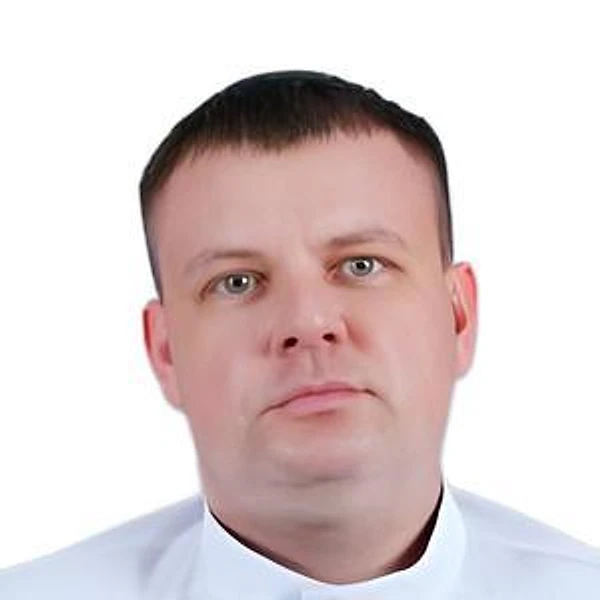 Усачев Максим Николаевич — Стоматолог-ортодонт, Детский гнатолог, Детский ортодонт, Нижневартовск