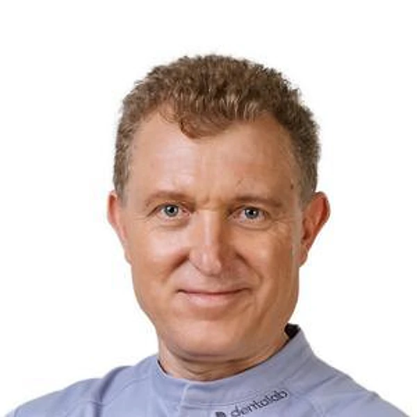 Харитошин Игорь Александрович — Стоматолог-имплантолог, Стоматолог-хирург, Челюстно-лицевой хирург, Санкт-Петербург