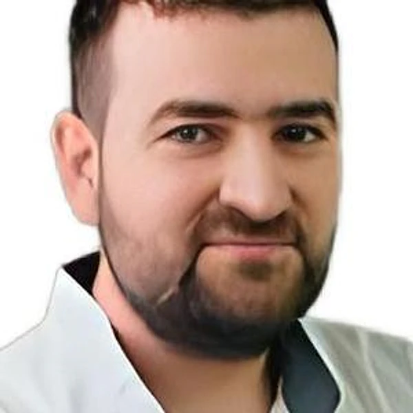 Аганесов Георгий Александрович — Пластический хирург, Астрахань