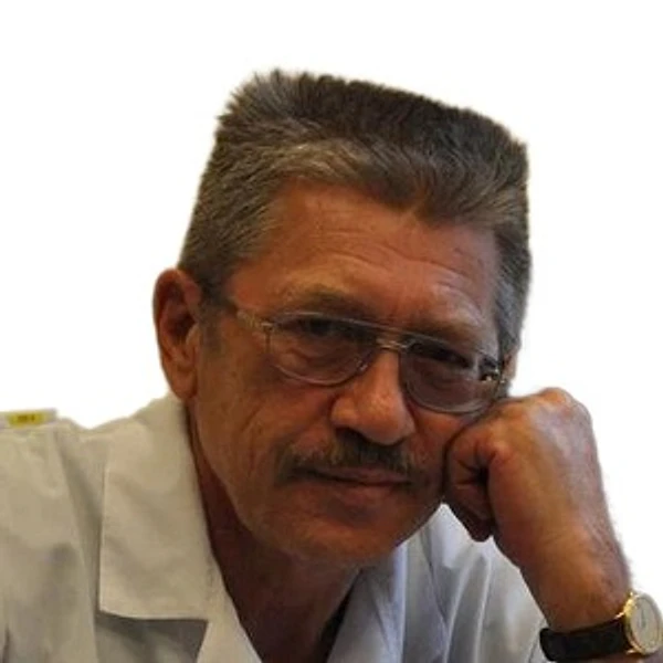 Алексеенко Юрий Фёдорович — Гинеколог, Акушер, Владивосток