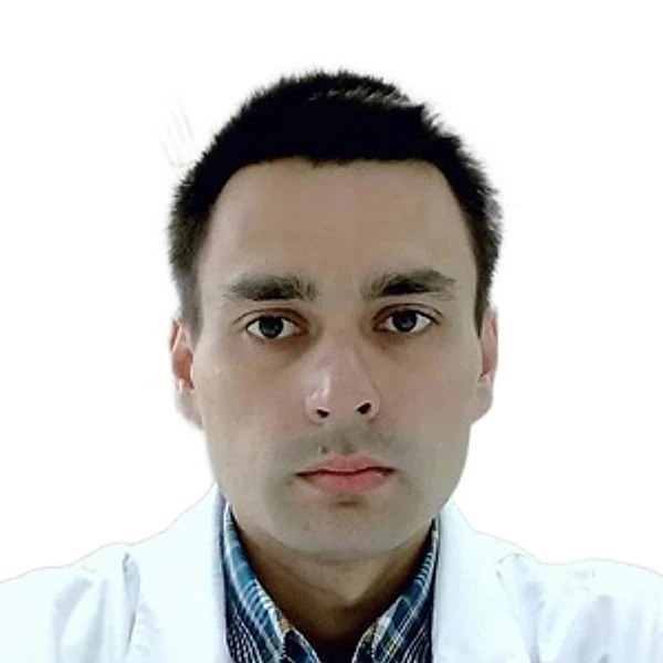 Белоусов Антон Александрович — ЛОР, Киров