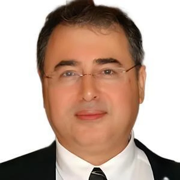 Мушеев Илья Урьевич — Стоматолог-хирург, Стоматолог-имплантолог, Москва