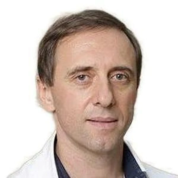Тарханов Александр Валерьевич — Стоматолог-имплантолог, Иваново