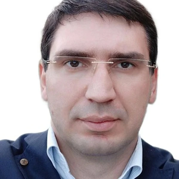 Девришбеков Марат Исмаилович — Эндоскопист, Дербент