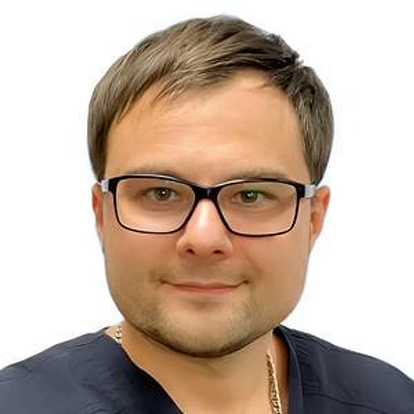 Чмелёв Артём Сергеевич — Стоматолог-ортопед, Стоматолог, Стоматолог-хирург, Волгоград