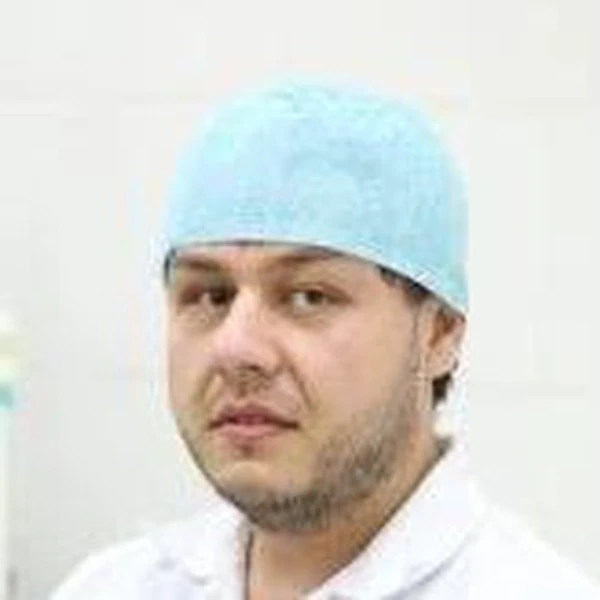 Ибрагимов Сахратулла Мурадович — Челюстно-лицевой хирург, Стоматолог-имплантолог, Махачкала
