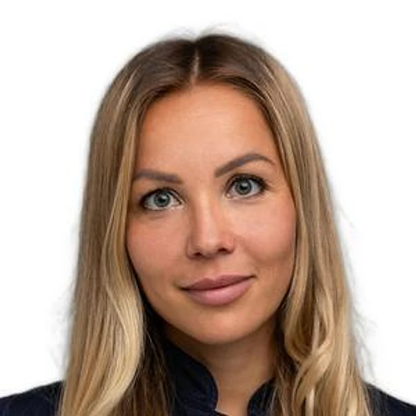 Азарина Александра Сергеевна — Стоматолог-ортодонт, Санкт-Петербург