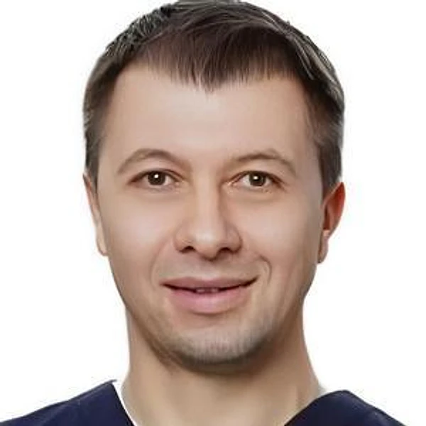 Брюшков Антон Юрьевич — Хирург, Москва