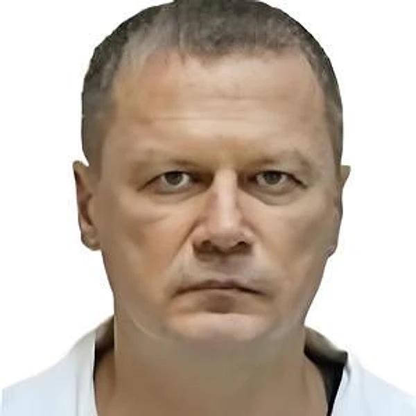 Пау Сергей Вячеславович — Врач УЗИ, Новотроицк