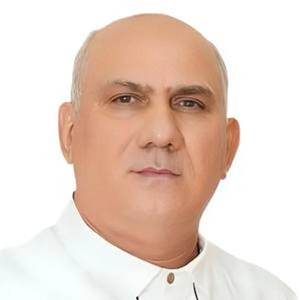 Мустафаев Эльхан Гасанович — Стоматолог-ортопед, Ярославль