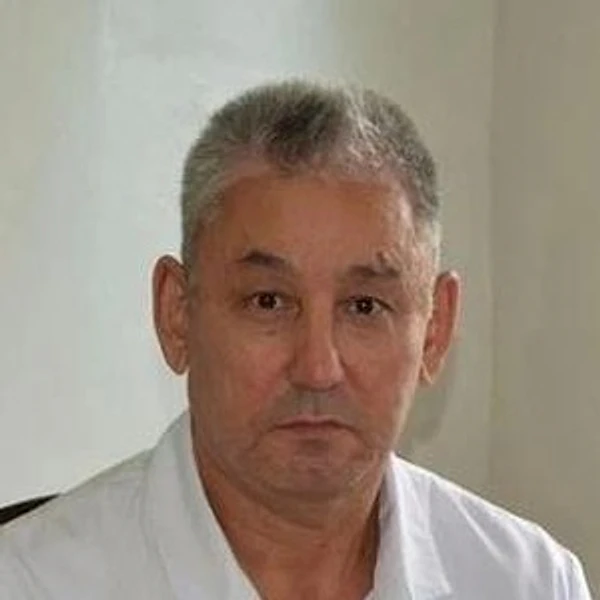 Исаев Айтмамбет Мусаевич — Хирург, Кизляр