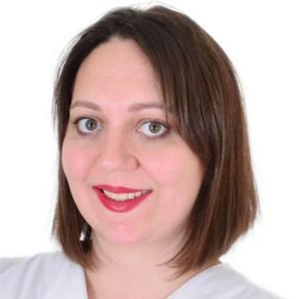 Елистратова Анна Андреевна — Невролог, Саратов