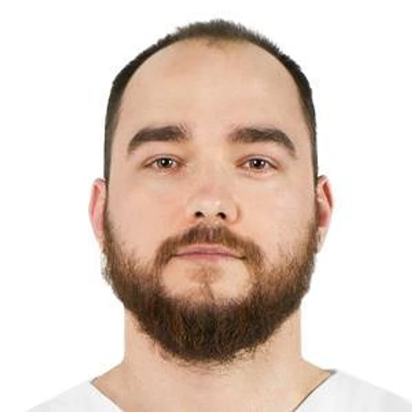Михайличенко Денис Павлович — Офтальмолог-хирург, Лазерный хирург, Офтальмолог (окулист), Белая Калитва