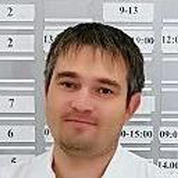 Сенин Виталий Викторович — Массажист, Томск