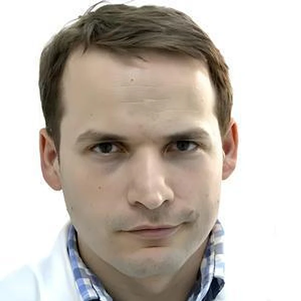 Ахмедханов Юнус Ахмедханович — Стоматолог-ортодонт, Москва
