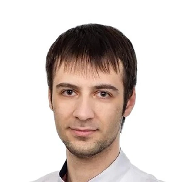 Смирнов Роман Сергеевич — Стоматолог, Иркутск