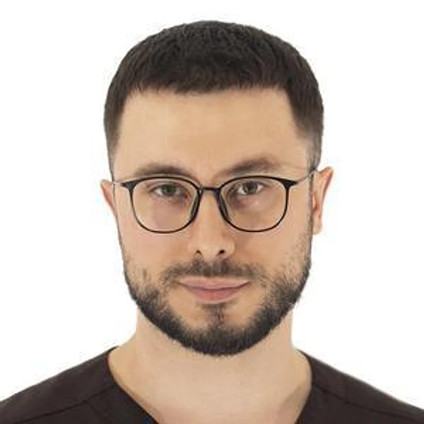 Седракян Арсен Артёмович — Стоматолог-имплантолог, Стоматолог, Стоматолог-ортопед, Стоматолог-хирург, Москва